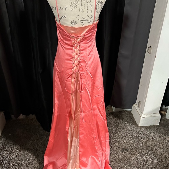 Peach prom gown - Picture 2 of 2